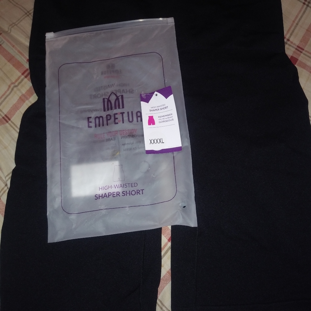 Empetua high waisted shaper shorts 4x